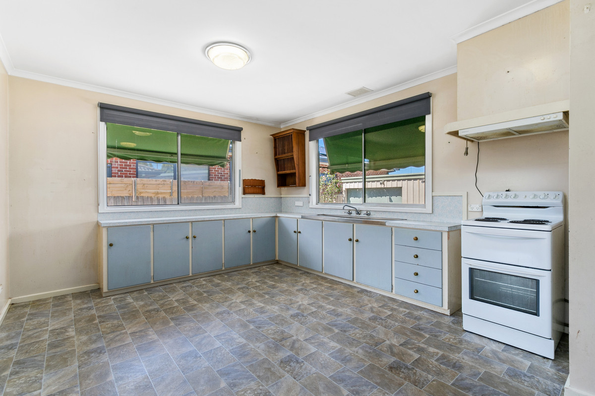 8 Quigley Street, Yinnar VIC 3869, Yinnar - Thumbnail 2