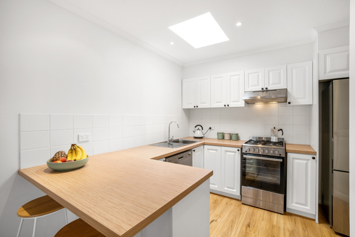3 / 1 Waddington Court, Highton VIC 3216, Highton - Thumbnail 2