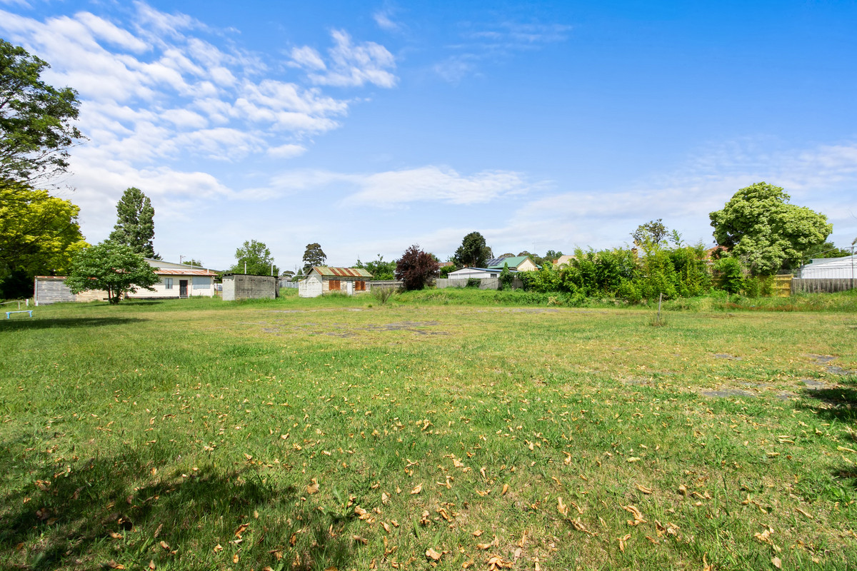 4 Luke Street, Moe VIC 3825, Moe - Thumbnail 5
