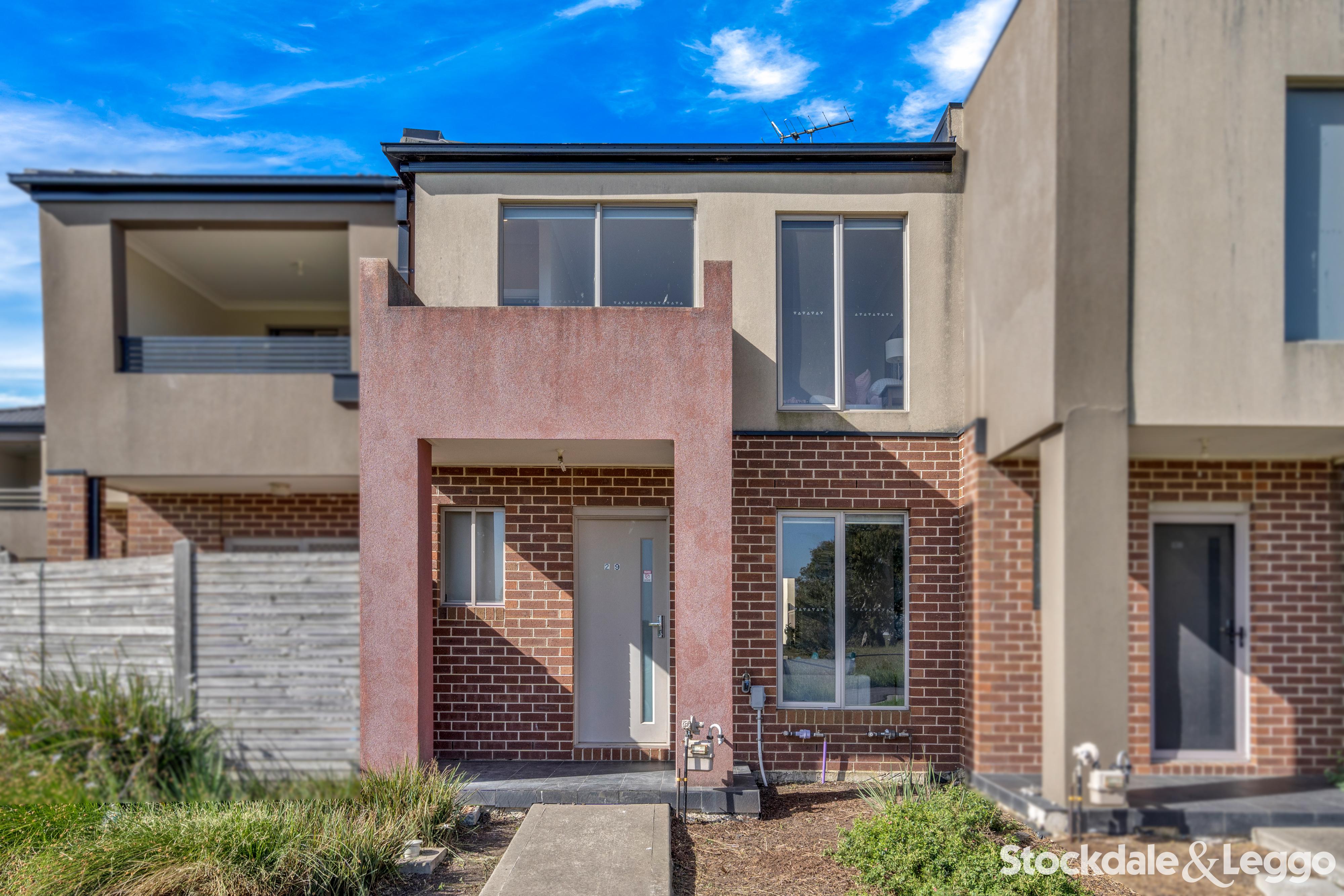 29/335 Grand Boulevard, Craigieburn VIC, Craigieburn - Thumbnail 2