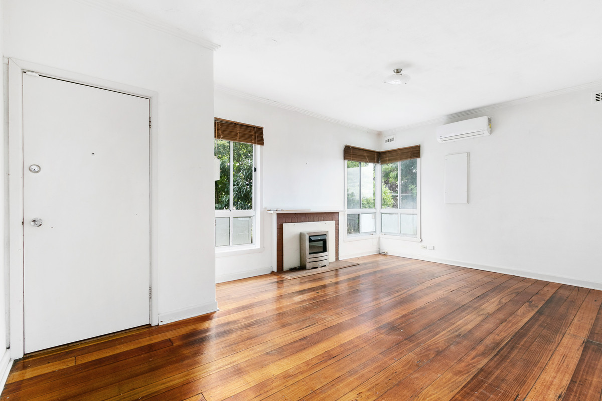 32 McMillan Street, MORWELL VIC 3840, Morwell - Thumbnail 2