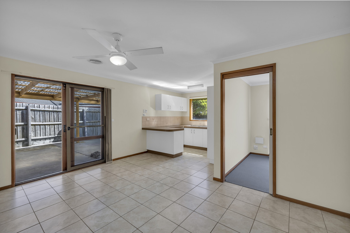 7 Jamie Close, Cranbourne VIC 3977, Cranbourne - Thumbnail 4