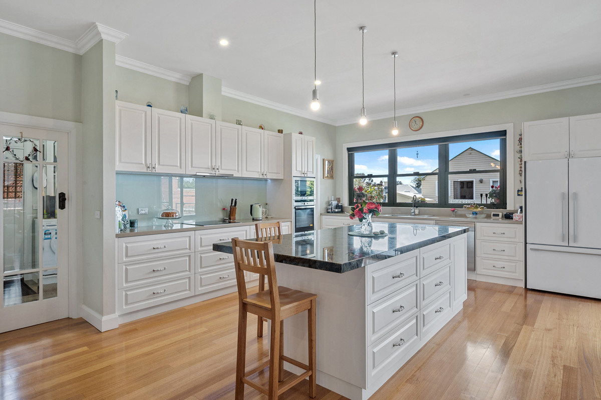 140 Forest Street, Bendigo VIC 3550, Bendigo - Thumbnail 2