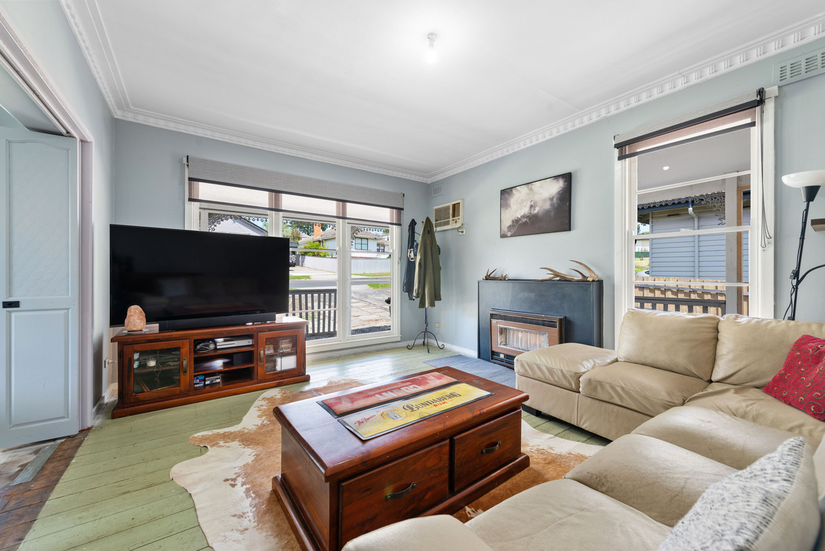 11 Dunbar Avenue, Morwell VIC 3840, Morwell - Thumbnail 2