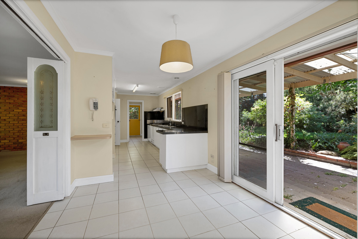 8 Tomasina Court, Langwarrin VIC 3910, Langwarrin - Thumbnail 5