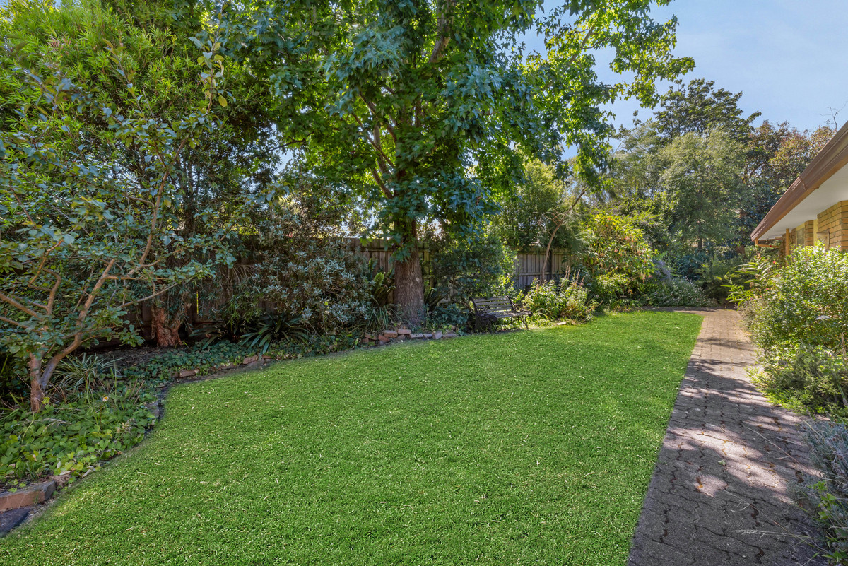 8 Tomasina Court, Langwarrin VIC 3910, Langwarrin - Thumbnail 2