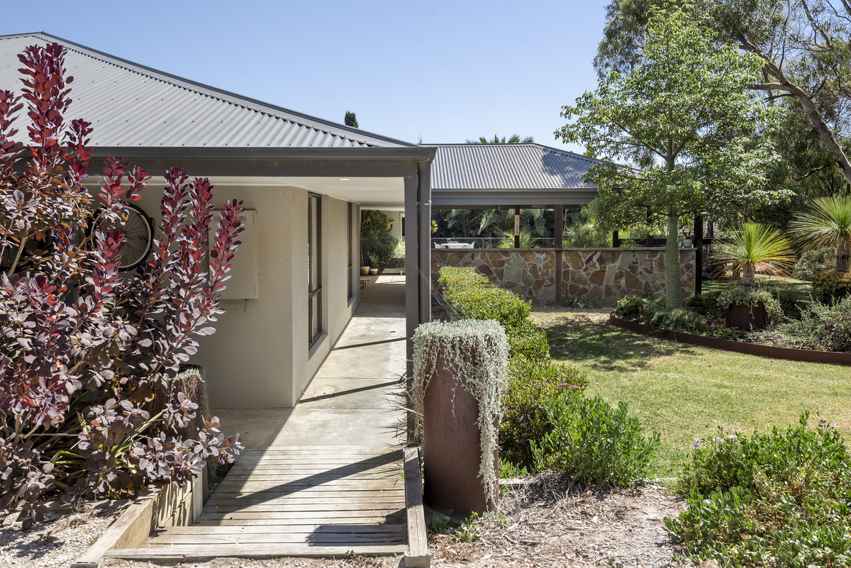 33 Sproat Street, Drysdale VIC 3222, Drysdale - Thumbnail 4