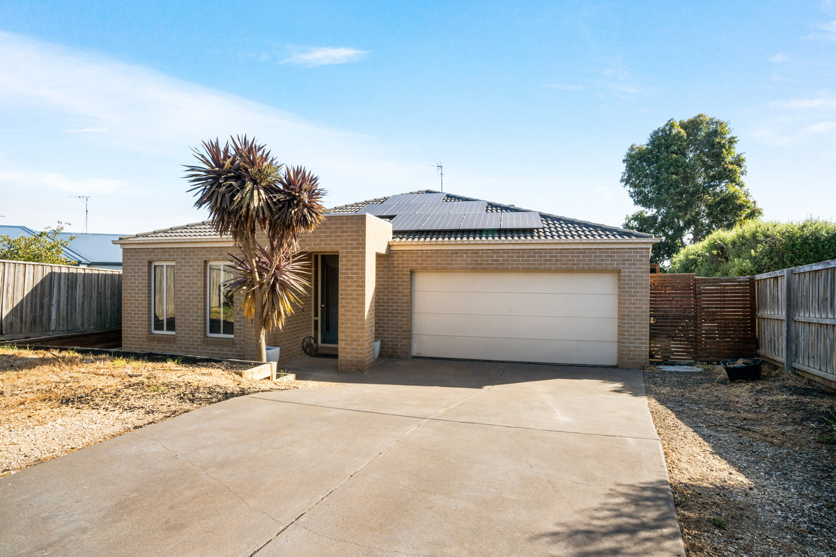 8 Chasseles Place, Bannockburn VIC 3331, Bannockburn - Image 1