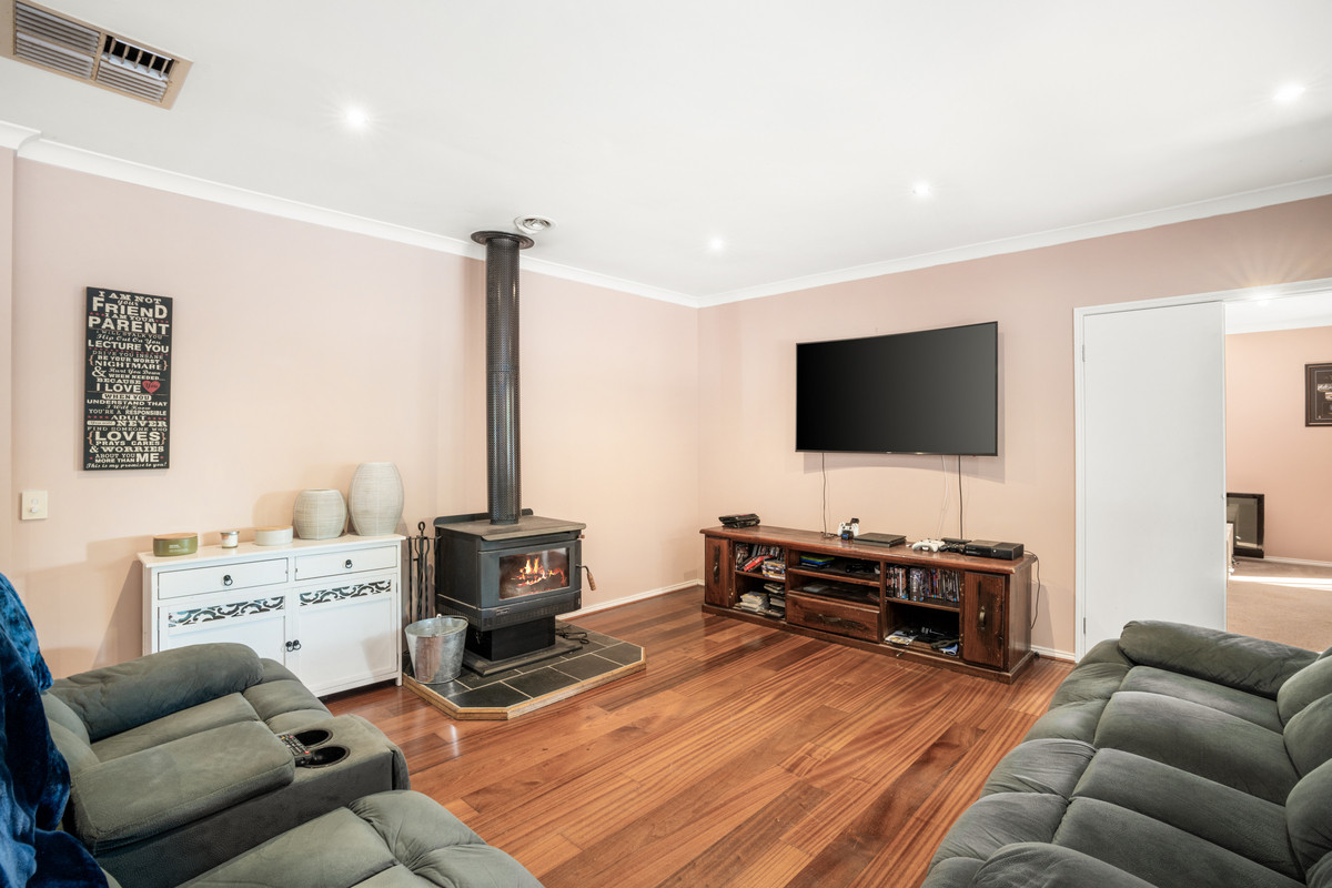 8 Chasseles Place, Bannockburn VIC 3331, Bannockburn - Thumbnail 3