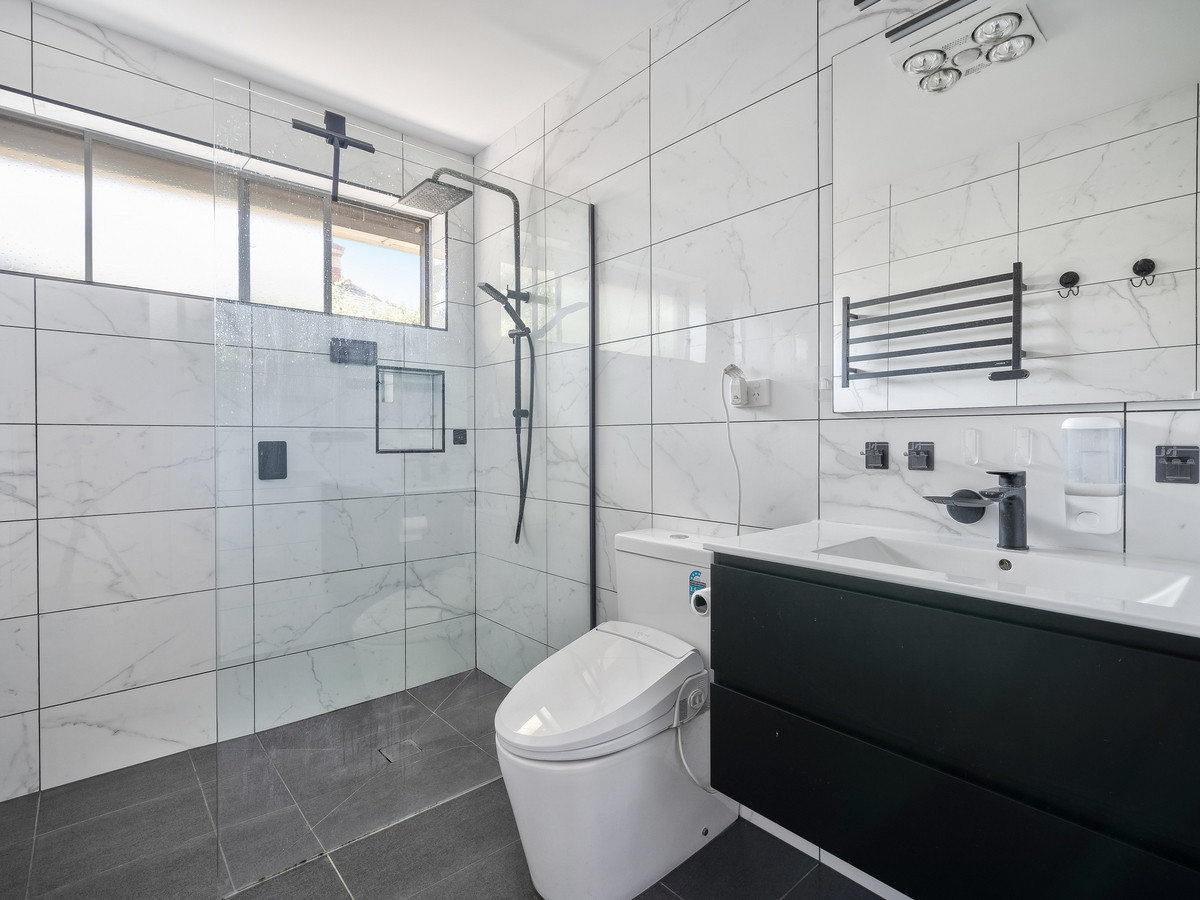 2 Dugdale Street, BACCHUS MARSH VIC 3340, Bacchus Marsh - Thumbnail 3