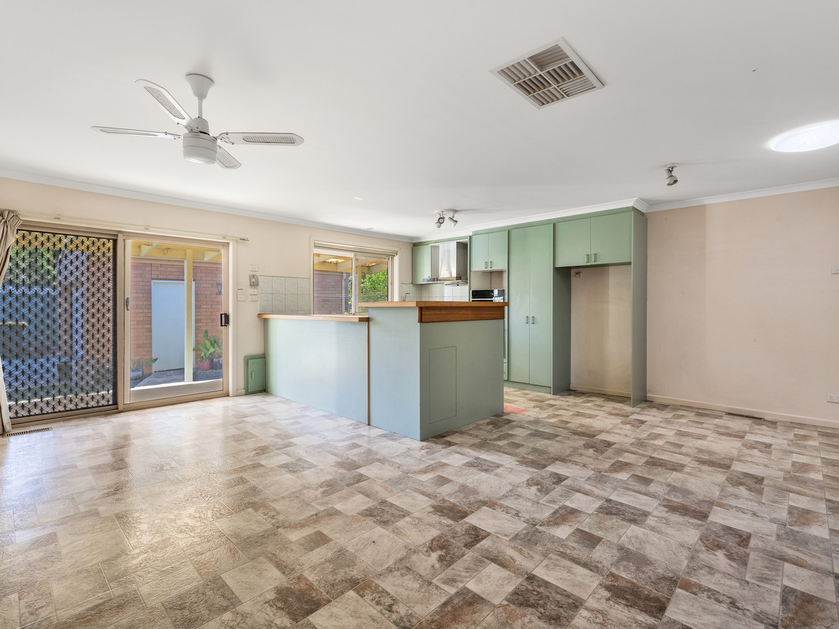 2 Dugdale Street, BACCHUS MARSH VIC 3340, Bacchus Marsh - Thumbnail 5