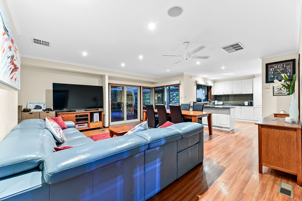 18 Miller Street, Berwick VIC 3806, Berwick - Thumbnail 8