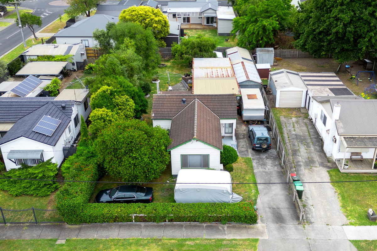 23 Bernard Avenue, Traralgon VIC 3844, Traralgon - Thumbnail 3