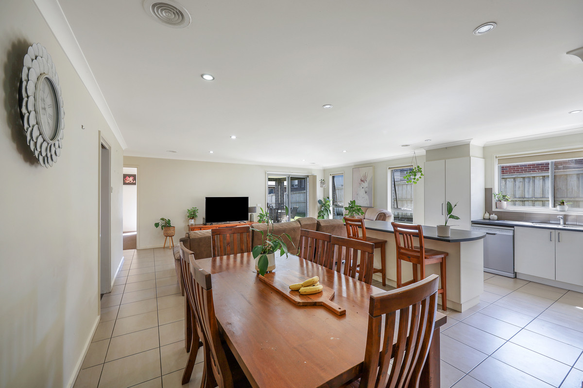34 Armytage Avenue, Warrnambool VIC 3280, Dennington - Thumbnail 6