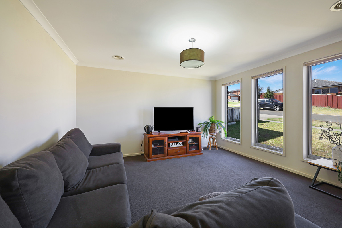 34 Armytage Avenue, Warrnambool VIC 3280, Dennington - Thumbnail 3