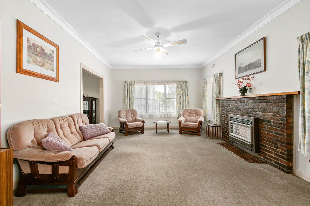 51 Latrobe Road, Morwell VIC 3840, Morwell - Thumbnail 2