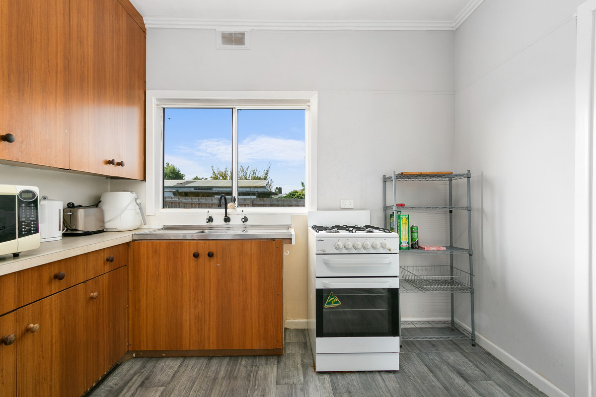 2 Hall Court, MORWELL VIC 3840, Morwell - Thumbnail 4