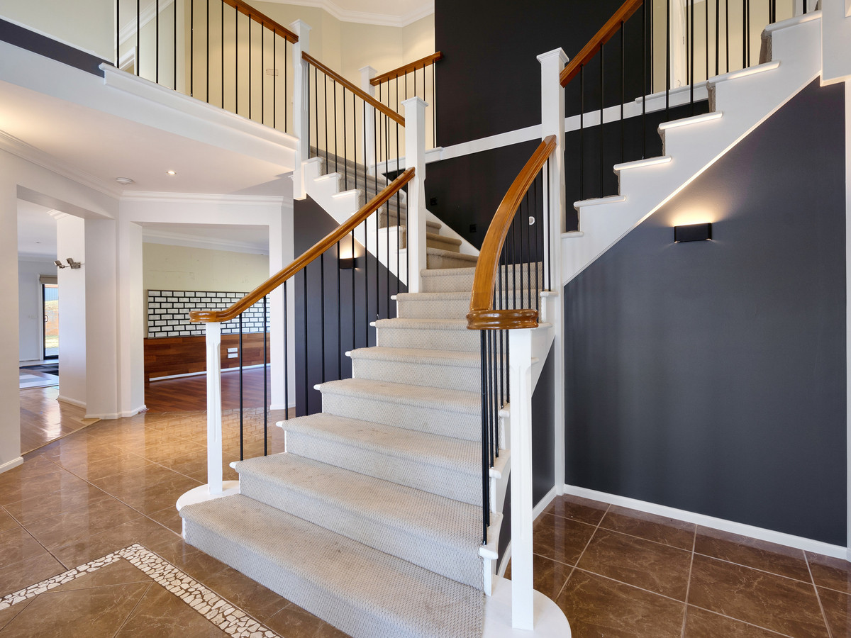 3 Bruce Court, Bacchus Marsh VIC 3340, Bacchus Marsh - Thumbnail 2