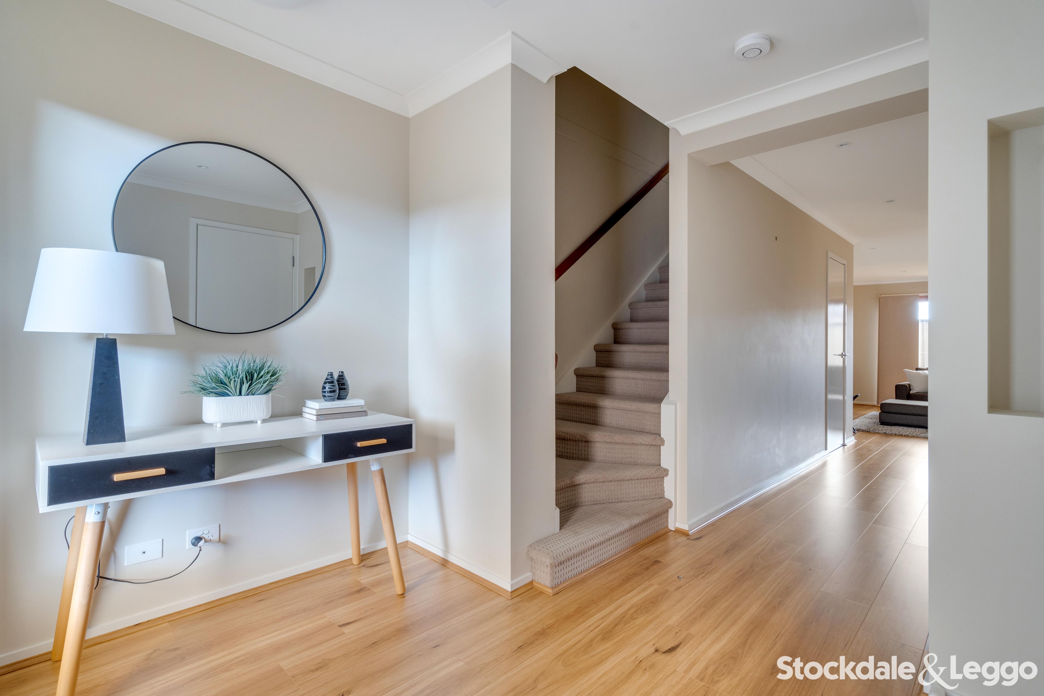 13 Peppertree Parade, Craigieburn VIC, Craigieburn - Thumbnail 2