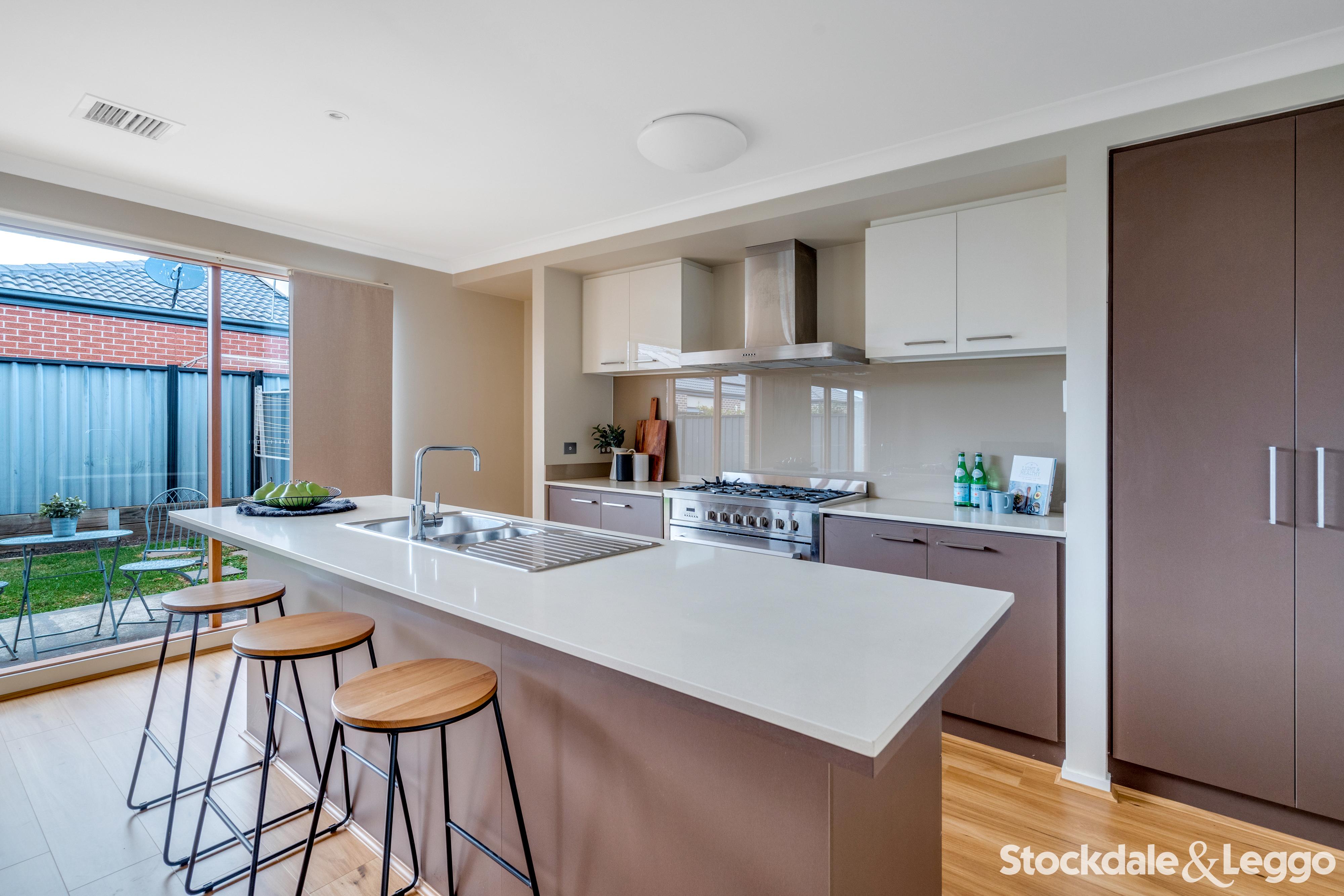 13 Peppertree Parade, Craigieburn VIC, Craigieburn - Thumbnail 4