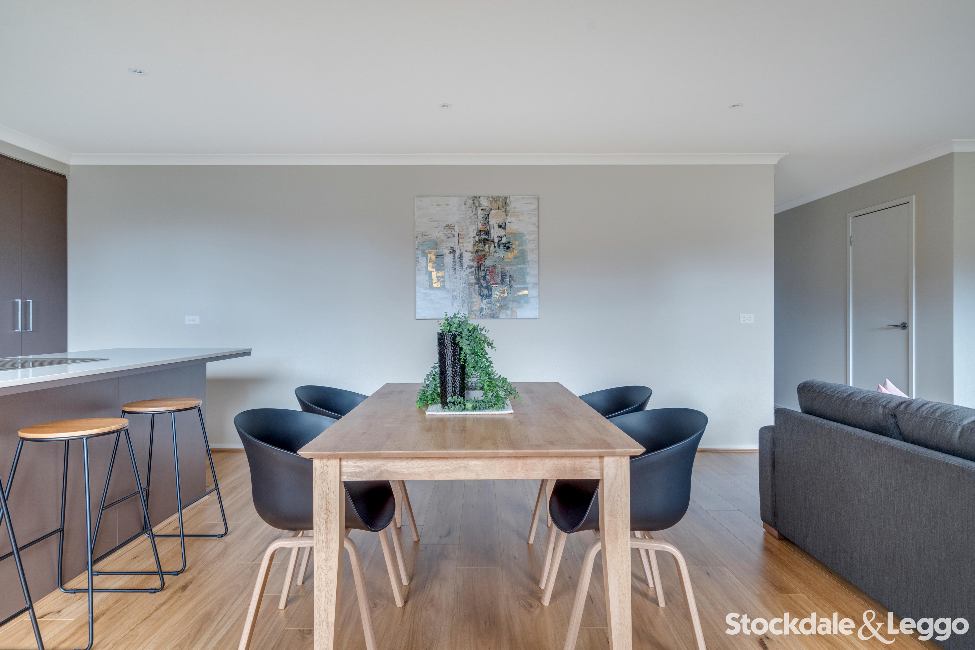 13 Peppertree Parade, Craigieburn VIC, Craigieburn - Thumbnail 5