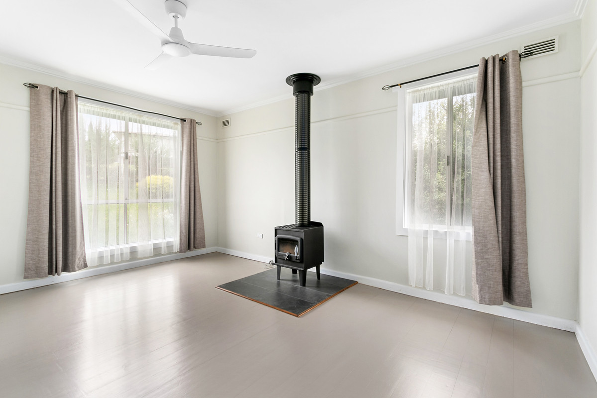 18 Hunt Street, MORWELL VIC 3840, Morwell - Thumbnail 2