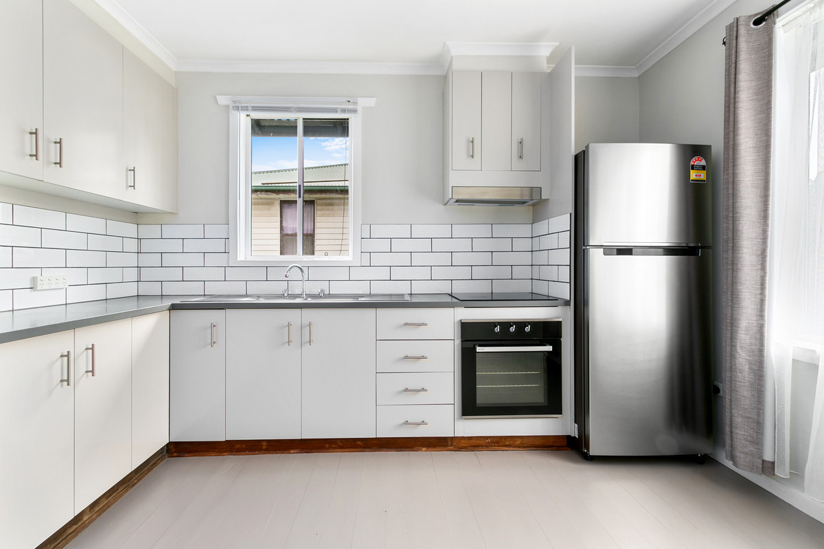 18 Hunt Street, MORWELL VIC 3840, Morwell - Thumbnail 4