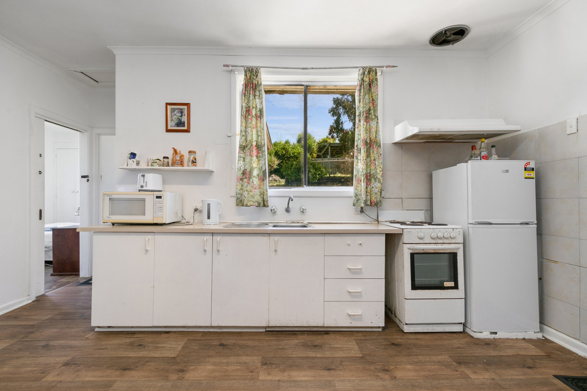 31 McMillan Street, MORWELL VIC 3840, Morwell - Thumbnail 5