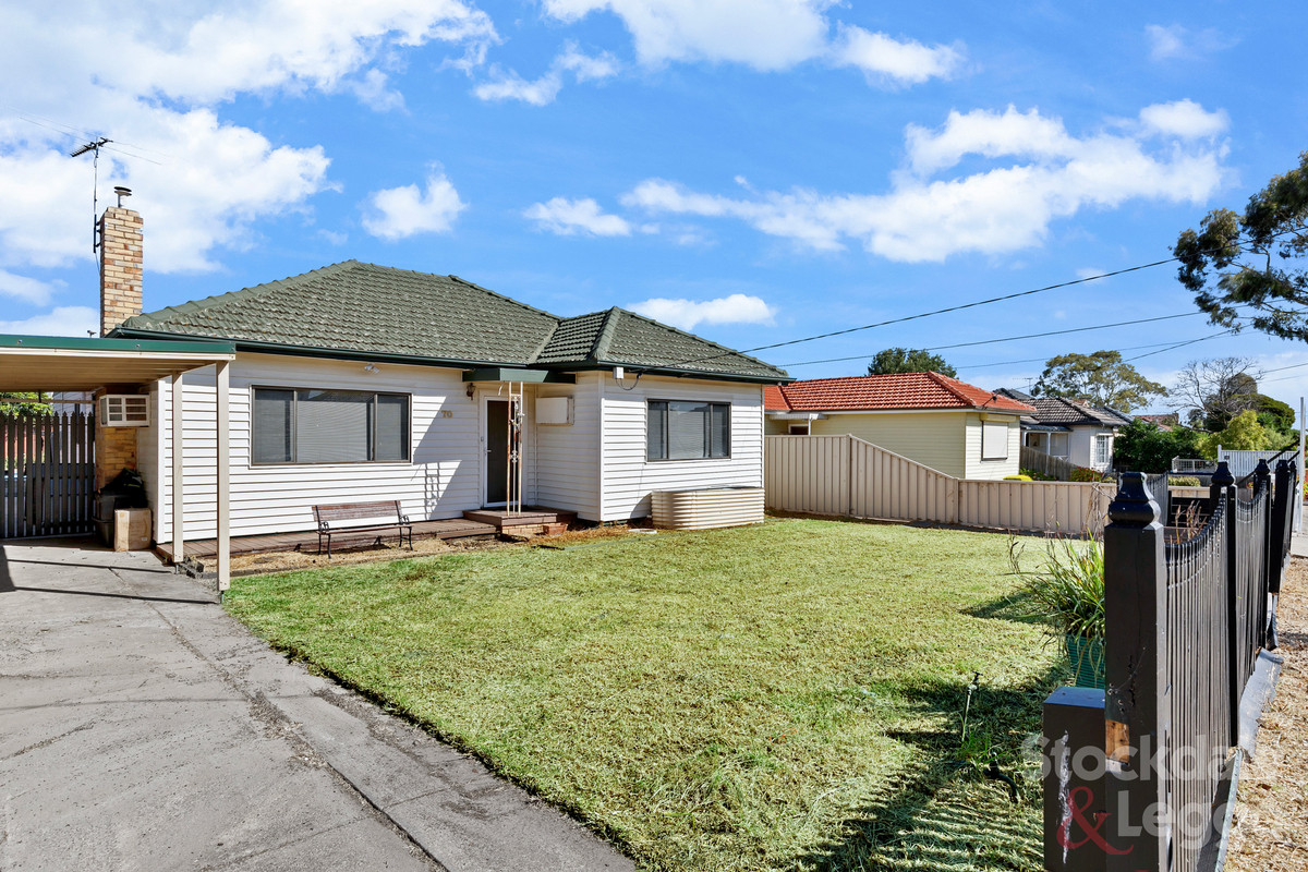 70 Tarana Avenue, Glenroy VIC 3046, Glenroy - Thumbnail 2