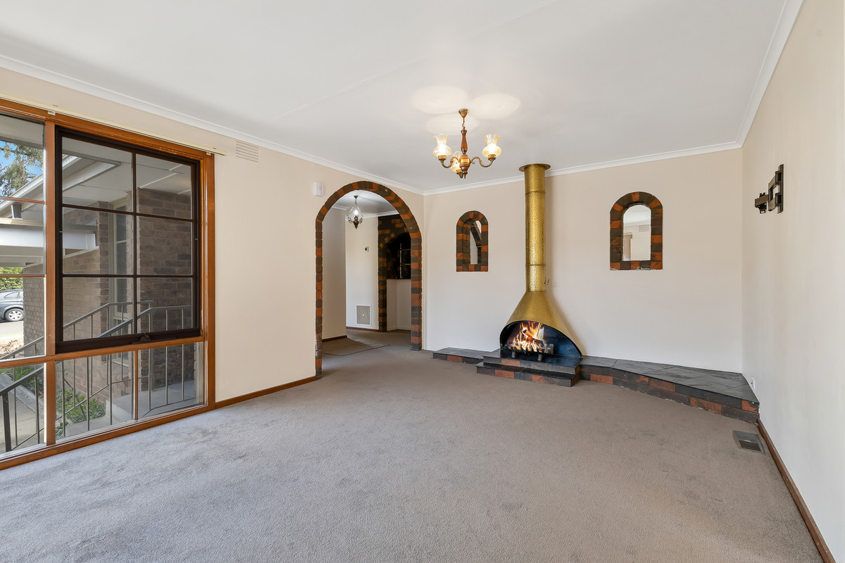 24 Helsal Drive, WANTIRNA SOUTH VIC 3152, Wantirna South - Thumbnail 5