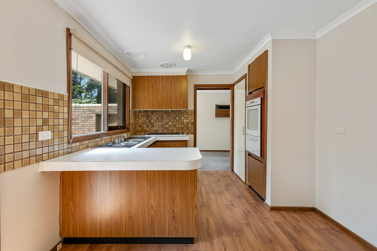 24 Helsal Drive, WANTIRNA SOUTH VIC 3152, Wantirna South - Thumbnail 8