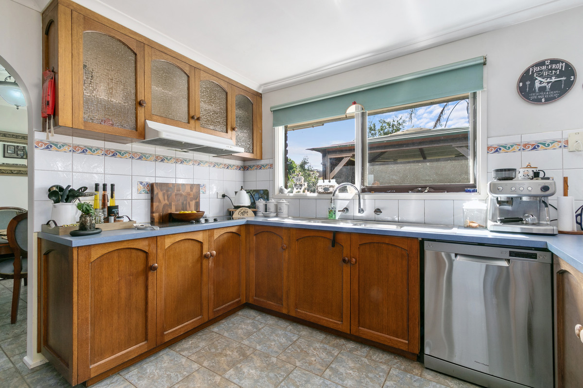 8 Devon Court, Morwell VIC 3840, Morwell - Thumbnail 6