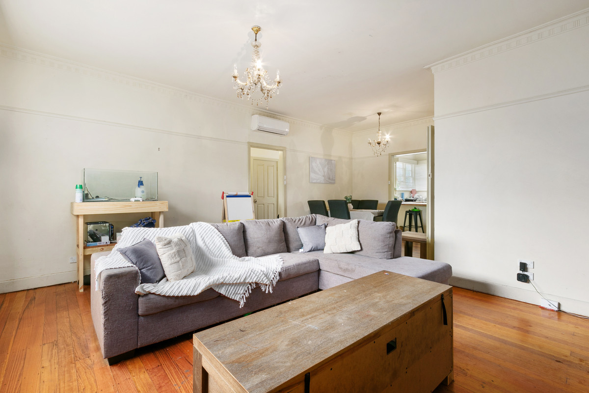 5 Sinclair Avenue, MORWELL VIC 3840, Morwell - Thumbnail 2