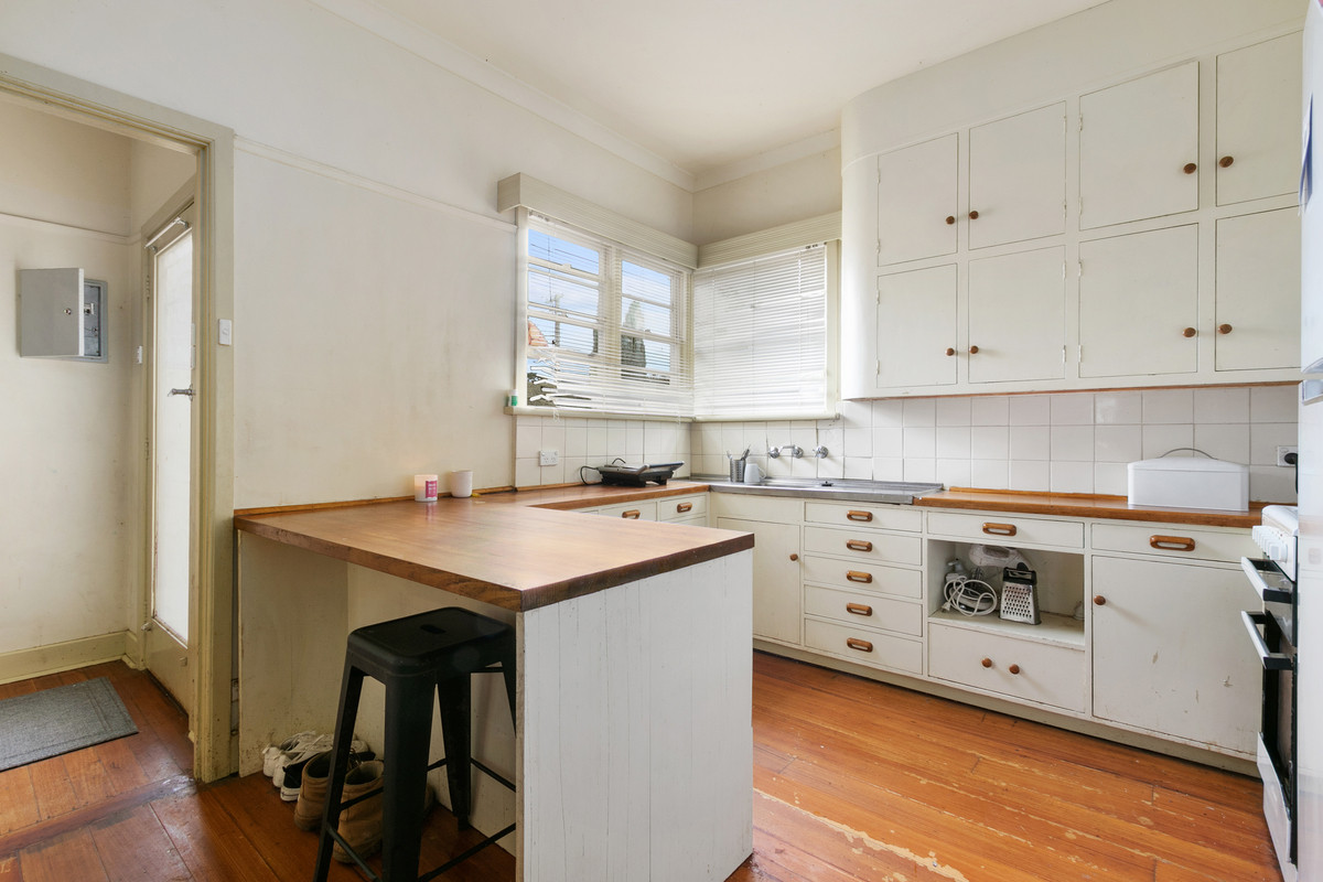 5 Sinclair Avenue, MORWELL VIC 3840, Morwell - Thumbnail 4
