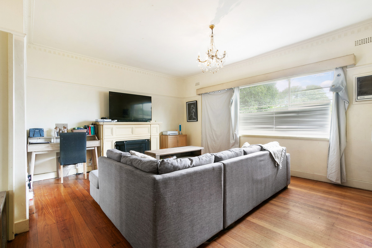 5 Sinclair Avenue, MORWELL VIC 3840, Morwell - Thumbnail 3
