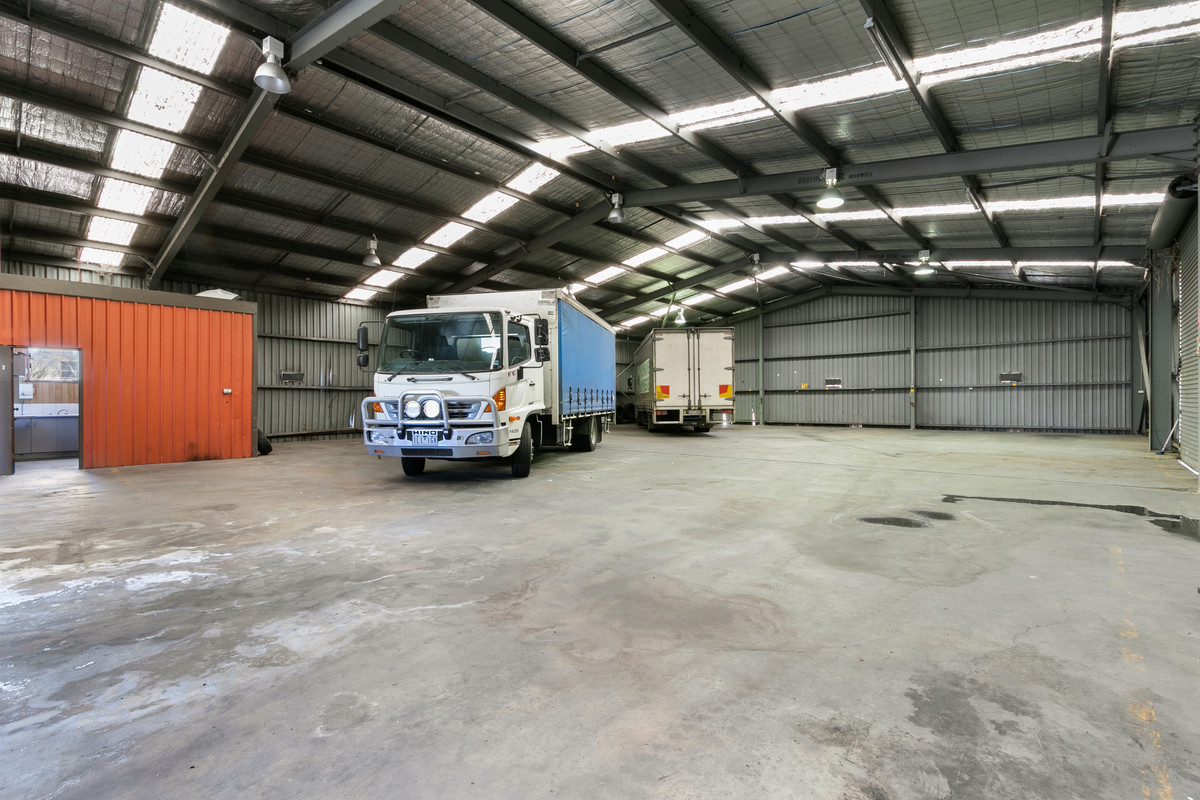 9 Swan Road, Morwell VIC 3840, Morwell - Thumbnail 3