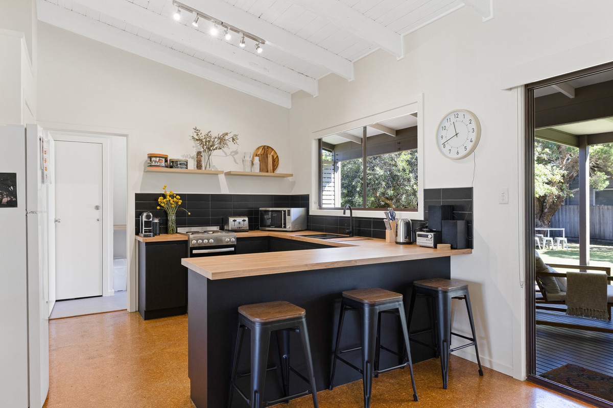 13 Robert Drive, Cowes VIC 3922, Cowes - Thumbnail 6