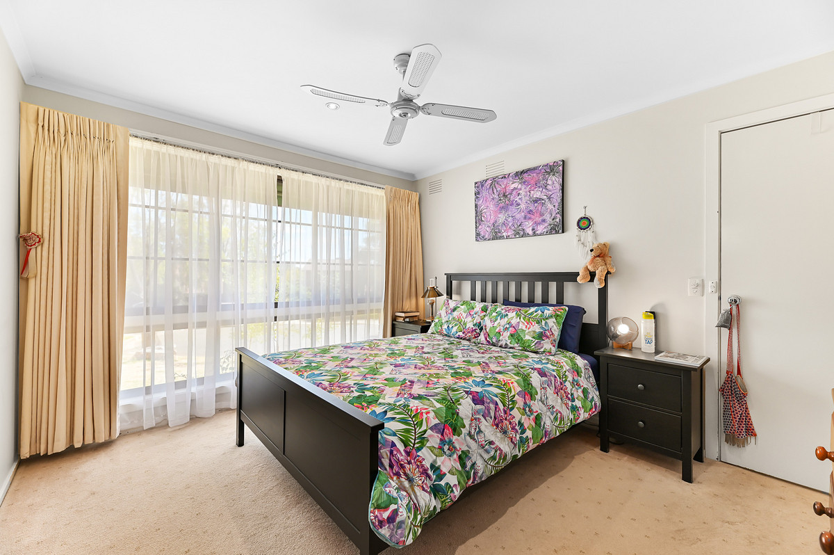 8 Linton Court, Berwick VIC 3806, Berwick - Thumbnail 8