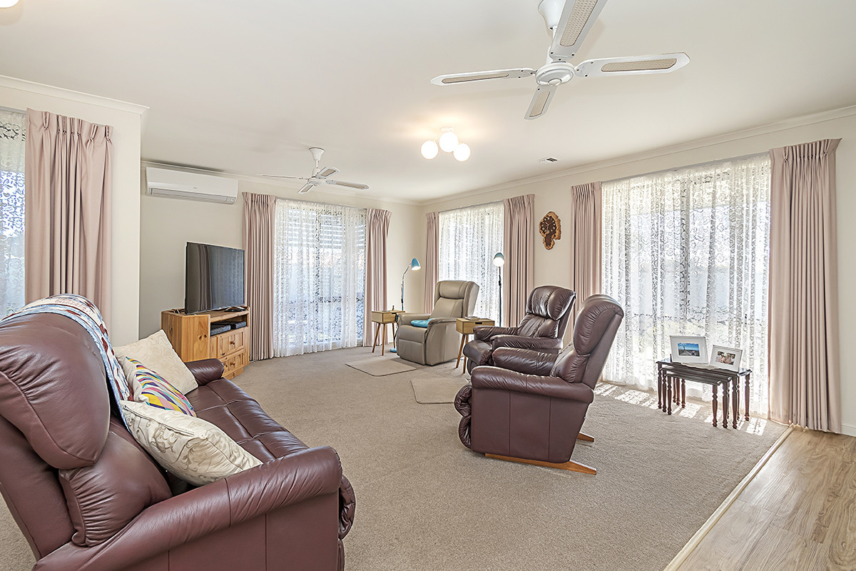 16 Riverdale Court, WARRNAMBOOL VIC 3280, Warrnambool - Thumbnail 2