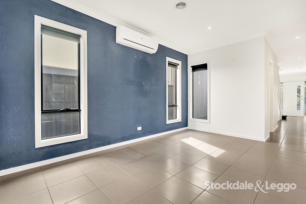 42 Highbury Circuit, Craigieburn VIC, Craigieburn - Thumbnail 5