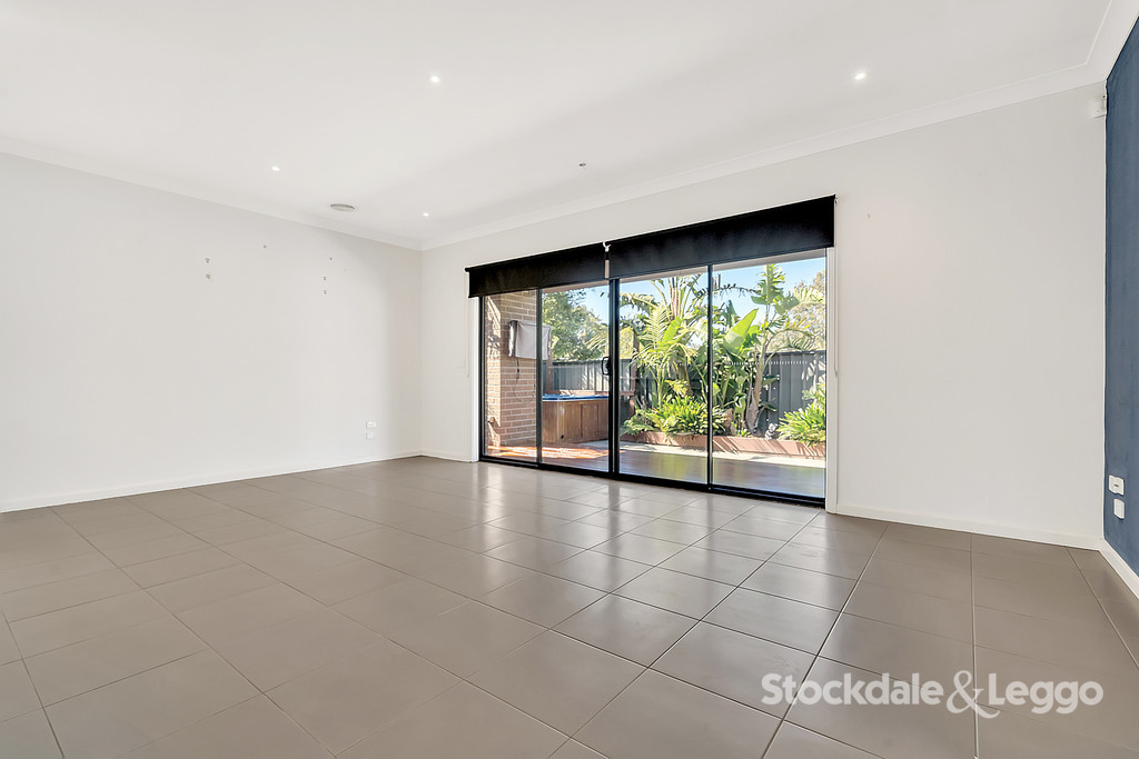 42 Highbury Circuit, Craigieburn VIC, Craigieburn - Thumbnail 6