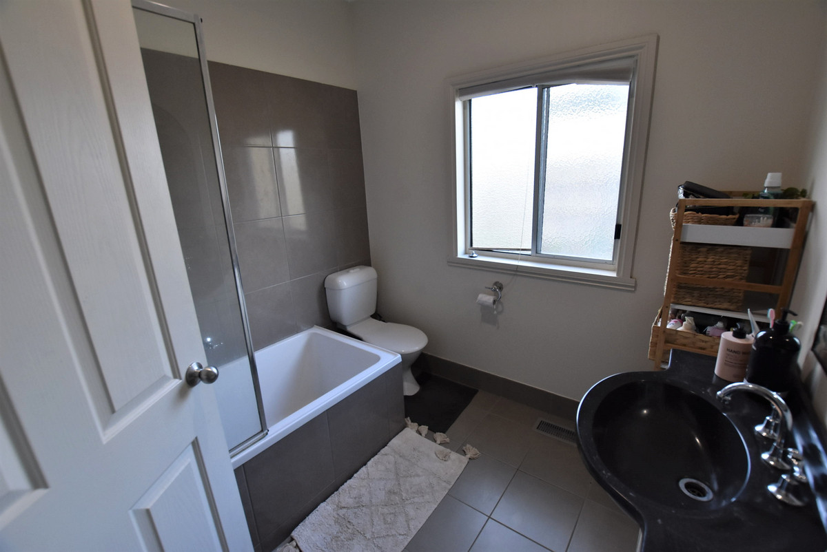 1 Paisley Street, Newborough VIC 3825, Newborough - Thumbnail 7