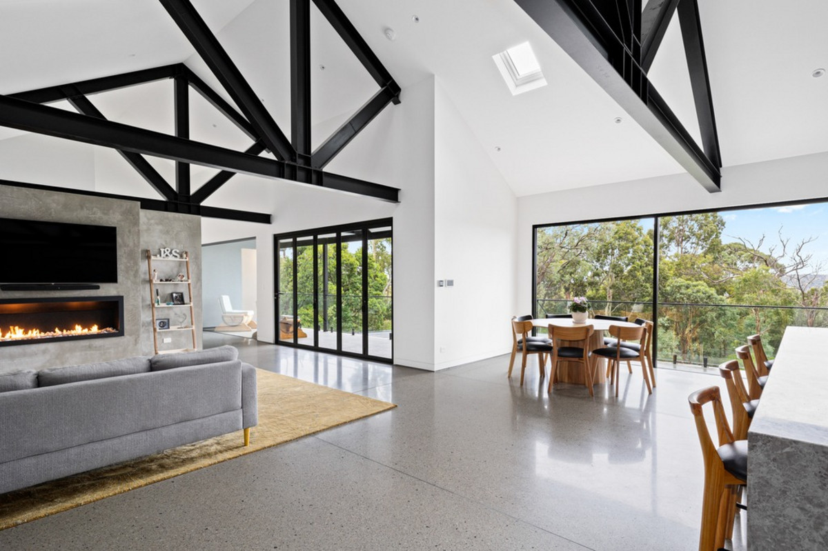 44 Richardson Road, Croydon North VIC 3136, Croydon North - Thumbnail 2