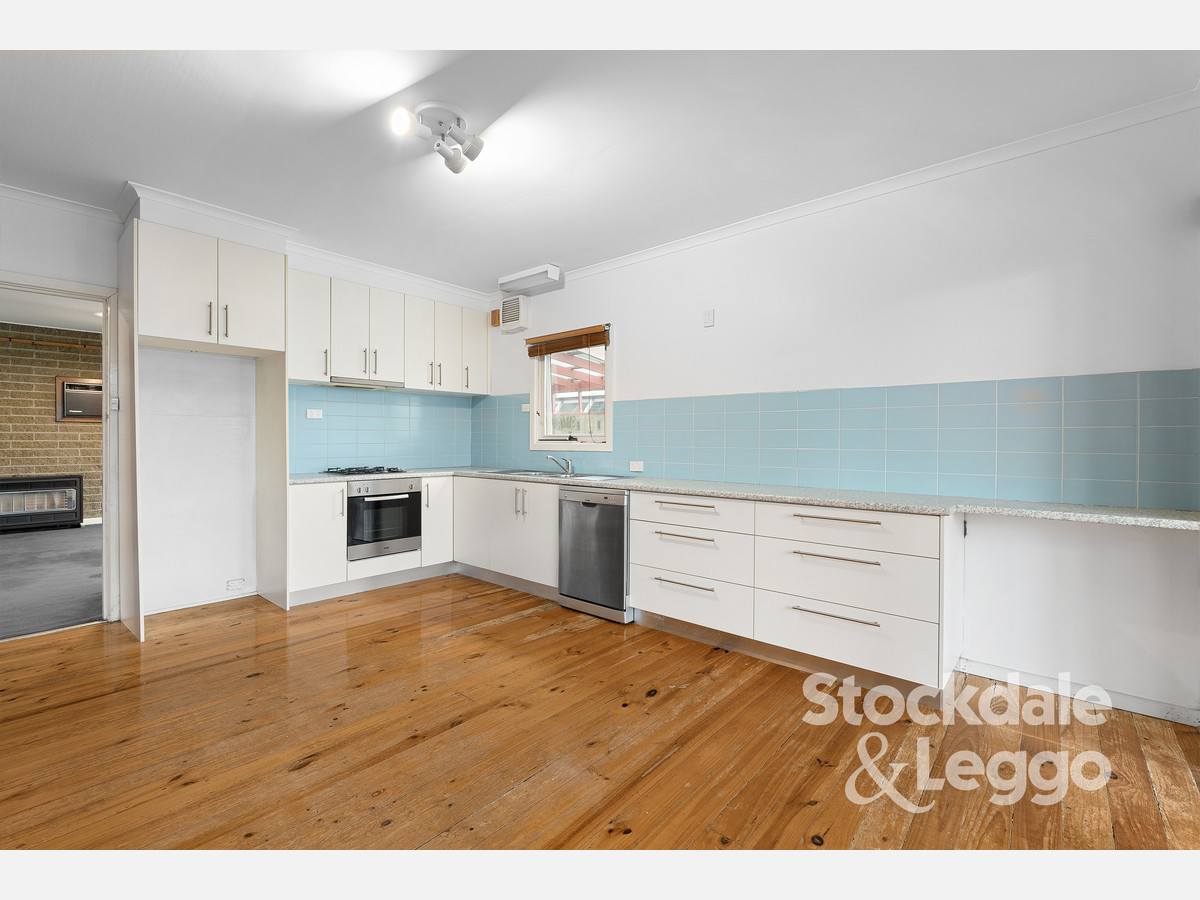 136 Eastbourne Road, Rosebud VIC 3939, Rosebud - Thumbnail 4