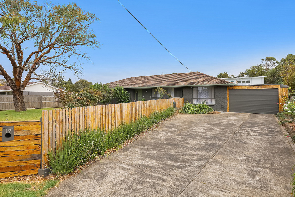 19 Mortlake Road, Warrnambool VIC 3280, Warrnambool - Thumbnail 3