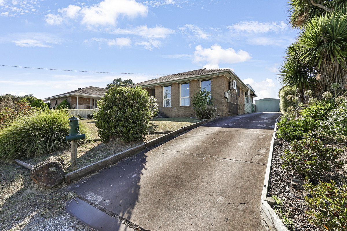 37 Lauriston Drive, Coldstream VIC 3770, Coldstream - Thumbnail 2