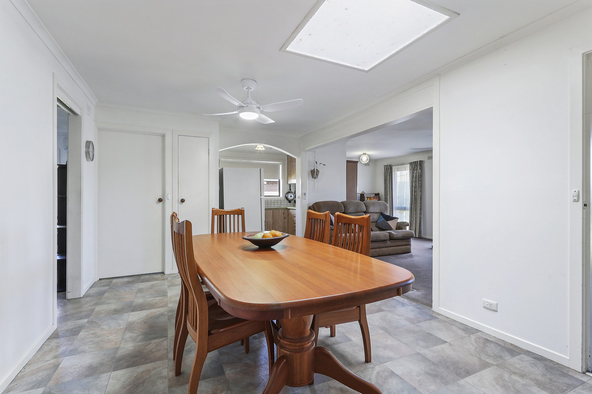37 Lauriston Drive, Coldstream VIC 3770, Coldstream - Thumbnail 4