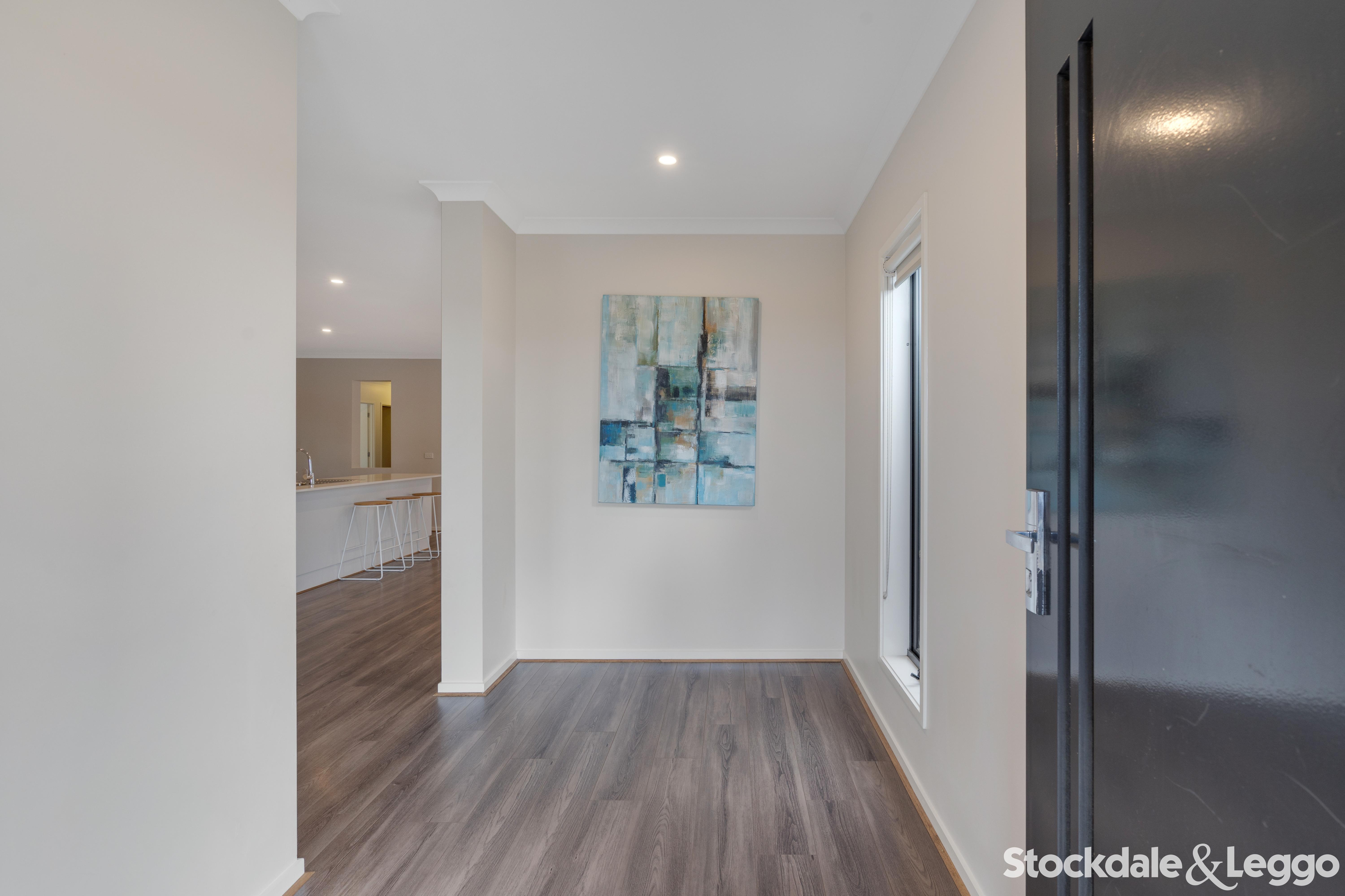 45 Welland Drive, Mickleham VIC, Mickleham - Thumbnail 2
