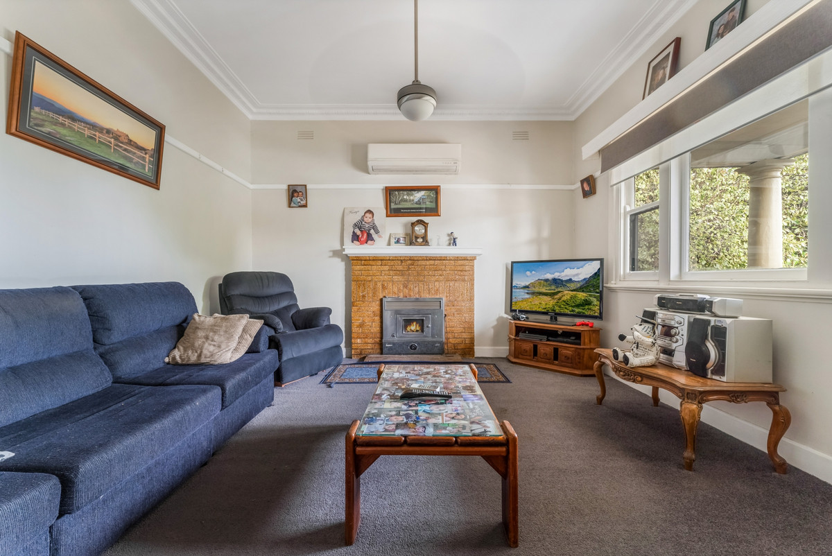 1 Nelson Street, California Gully VIC 3556, California Gully - Thumbnail 3