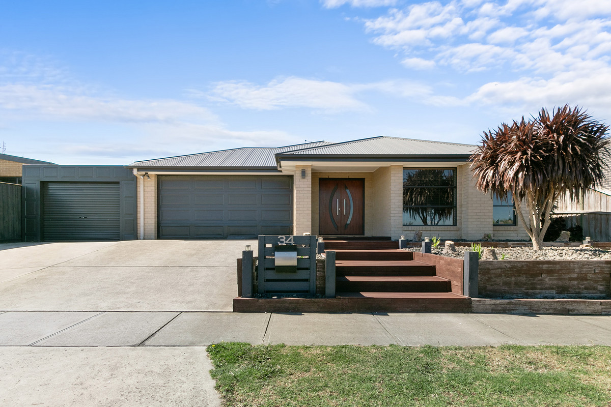 34 Sowerby Road, Morwell VIC 3840 Stockdale & Leggo